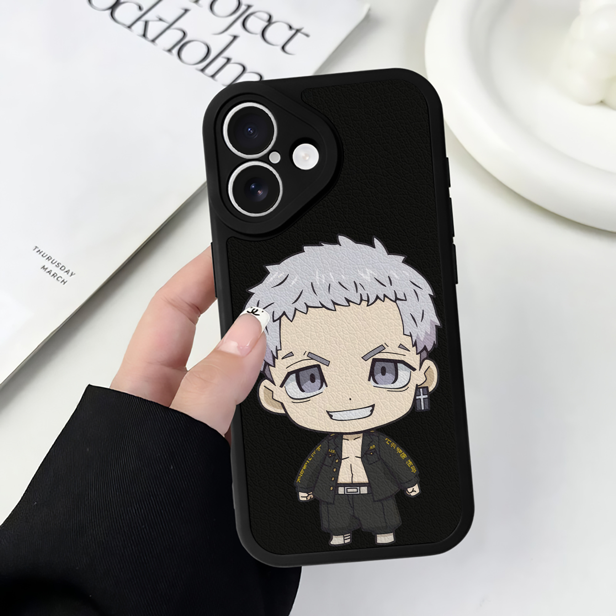 （画像用） 東京リベンジャーズ Tokyo Revengers 【iPhone 16シリーズ対応】シリコンスマホケース（レザー調） 材質：シリコン